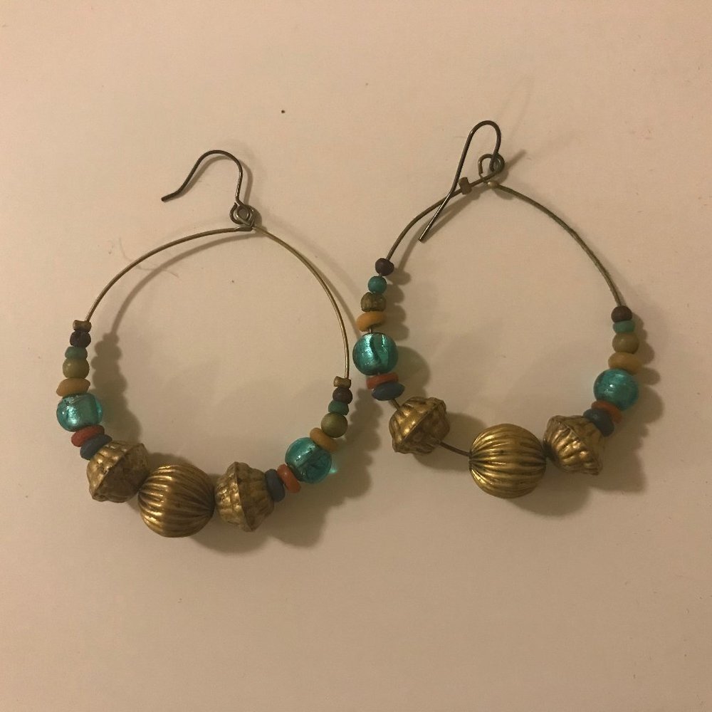 Multicolor hoop earrings